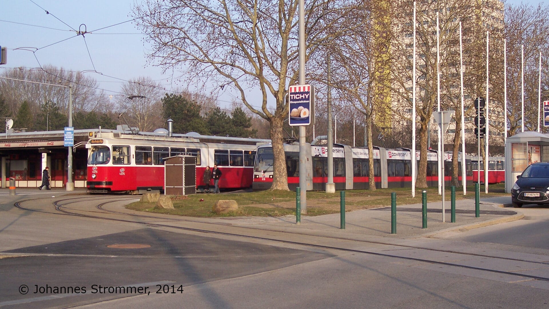 So sah es in Oberlaa im Jahr 2014, kurz vor der Einstellung des Straßenbahnbetriebes aus.
