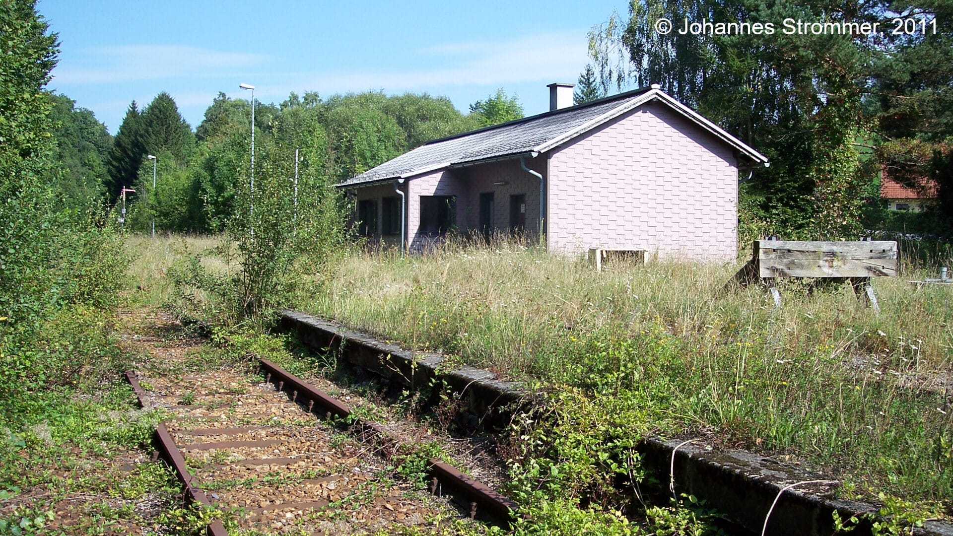 Bahnstrecke Weissenbach-Neuhaus - Hainfeld (Leobersdorfer Bahn); Bf. Gerichtsberg.