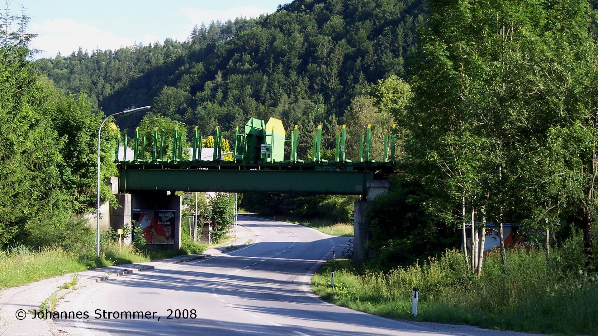 Brücke der Bahnstrecke Freiland Türnitz über die Bundesstraße 214 in Freiland im Jahr 2008