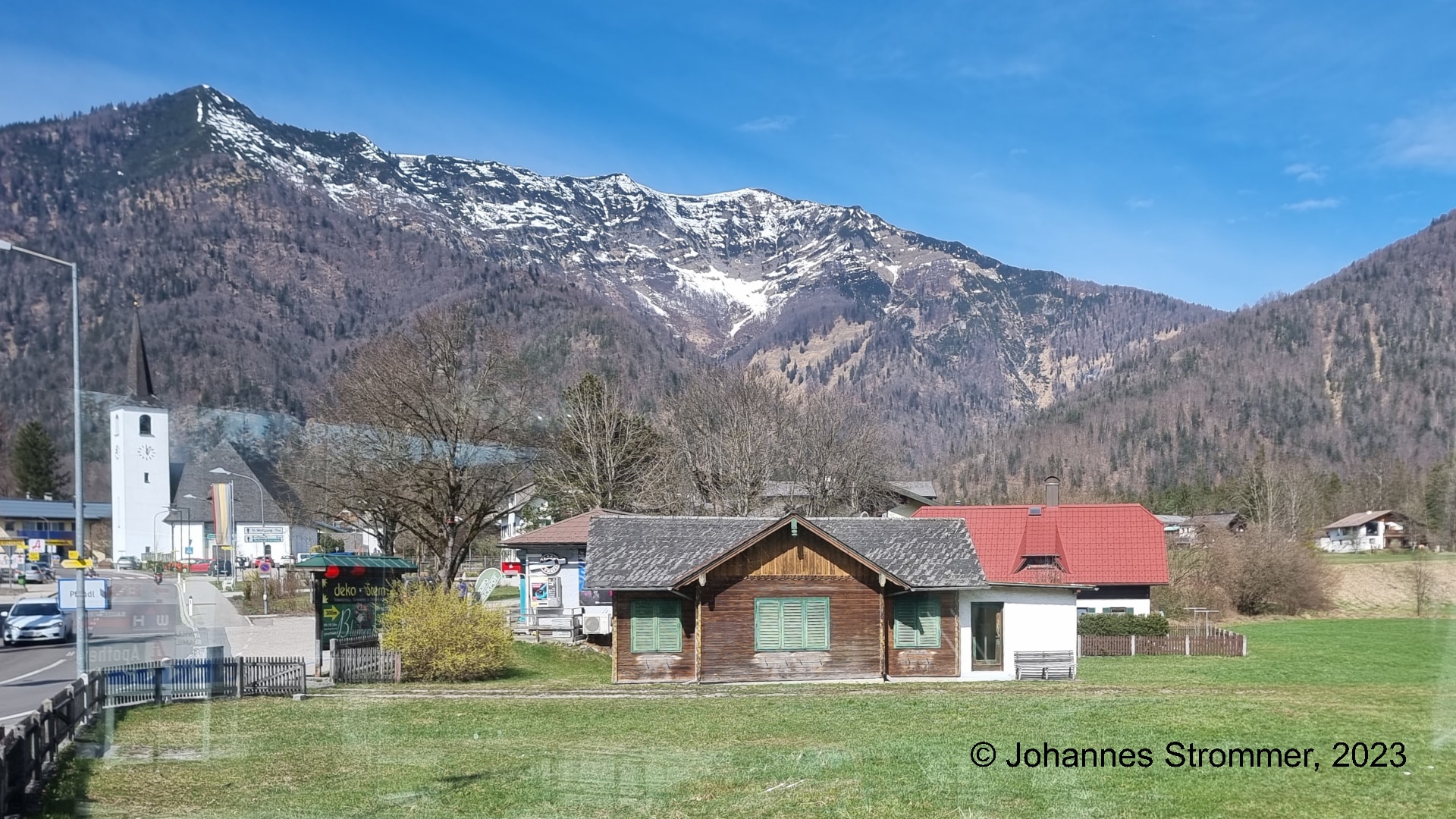 Haltestelle Pfandl der Salzkammergut-Lokalbahn (SKGLB).